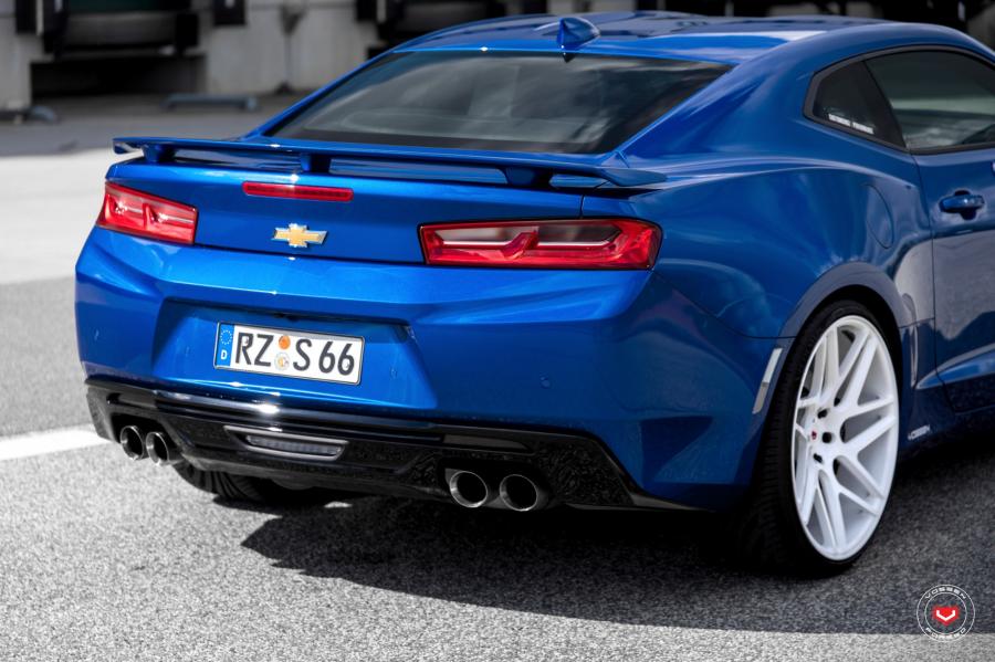 Детали экстерьера Chevrolet Camaro SS on Vossen Wheels (VPS-315T) 2017 года  (фото 16 из 22)